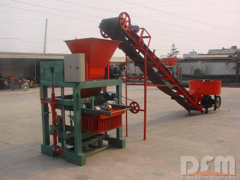 QT4-40 Concrete Brick Making Machine